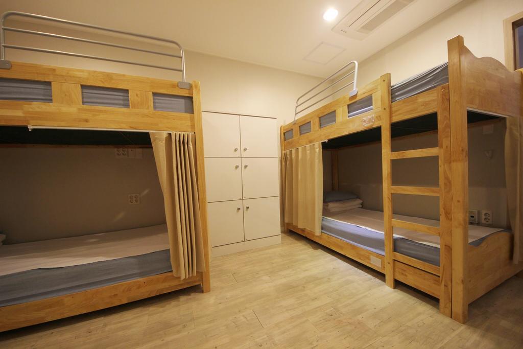 Hostel The New Day Ciudad Metropolitana de Ciudad Metropolitana de Busan Habitación foto