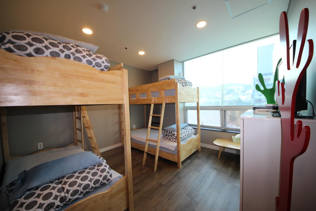 Hostel The New Day Ciudad Metropolitana de Ciudad Metropolitana de Busan Exterior foto